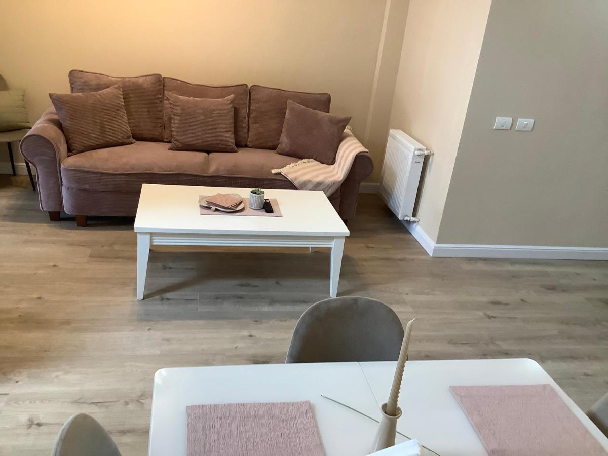 Gina'S Studio. Bystrzyca Zewnętrze zdjęcie
